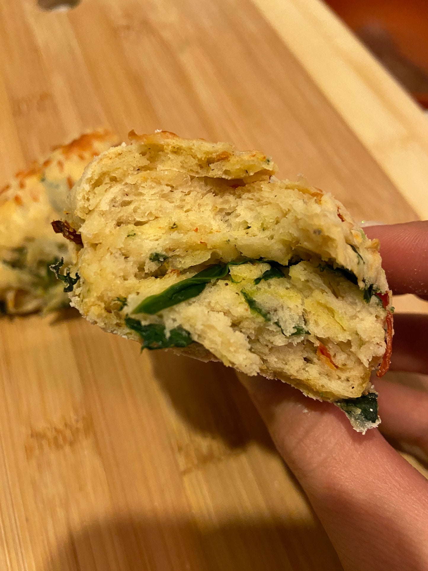 Sundried Tomato, Spinach & Garlic